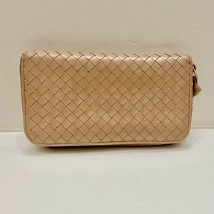Bottega Veneta Beige Leather Zippy Long Wallet